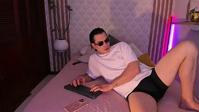 Cristian blaze online show from 10/30/25, 07:50