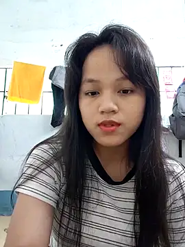 Snapshot of BabySweet-18 chatting on 02/04/26, 06:52 BabySweet-18 online show from 02/04/26, 06:52