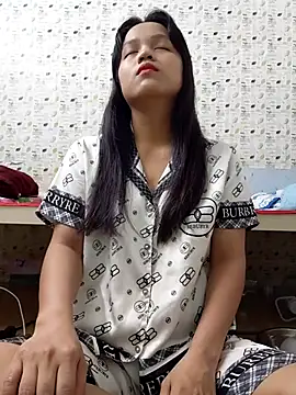 Snapshot of BabySweet-18 chatting on 01/17/26, 01:31 BabySweet-18 online show from 01/17/26, 01:31