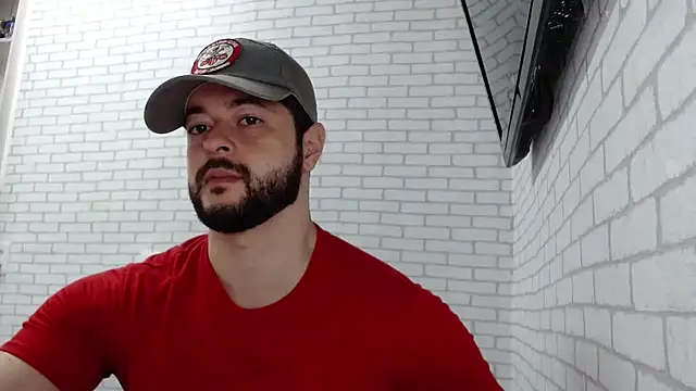 Snapshot of BombeiroHotx chatting on 11/01/25, 08:57 BombeiroHotx online show from 11/01/25, 08:57