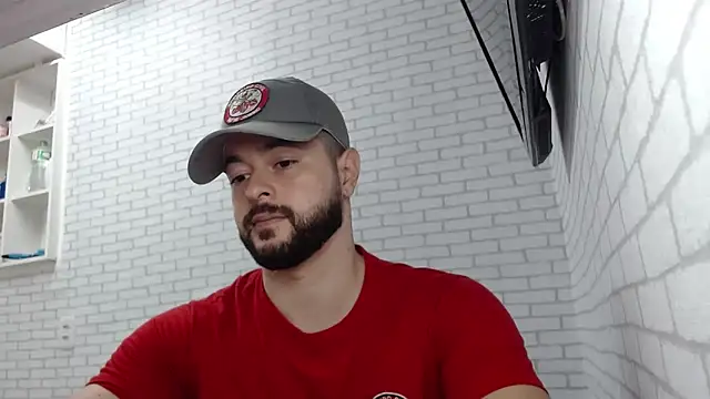 BombeiroHotx online show from 12/05/25, 07:34