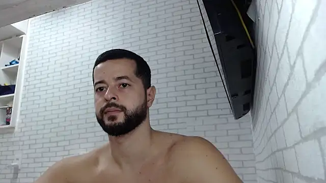 BombeiroHotx online show from 05/28/26, 09:54