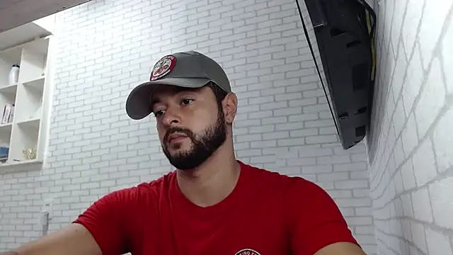 Snapshot of BombeiroHotx chatting on 02/18/26, 08:16 BombeiroHotx online show from 02/18/26, 08:16