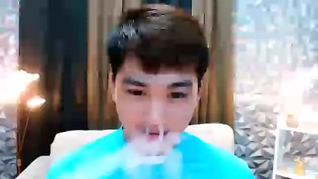 Snapshot of Mister_officer69 chatting on 10/03/25, 02:40 Mister officer69 online show from 10/03/25, 02:40