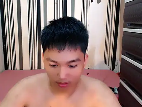 Snapshot of Mister_officer69 chatting on 02/14/26, 01:00 Mister officer69 online show from 02/14/26, 01:00
