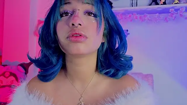 zoelight18 online show from 02/02/26, 10:36