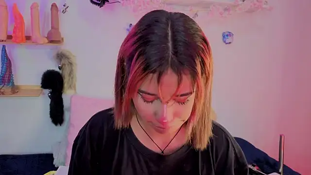 zoelight18 online show from 11/16/25, 11:26