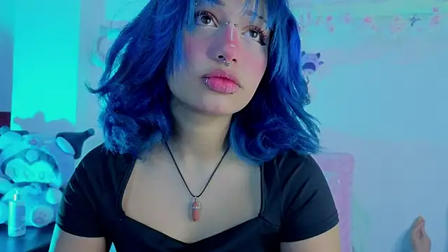 zoelight18 online show from 01/12/26, 07:42