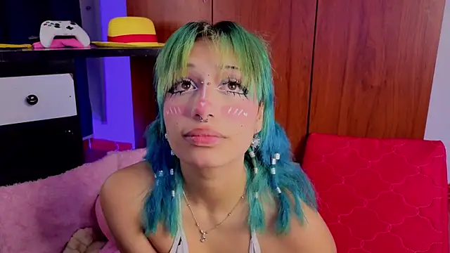 zoelight18 online show from 04/10/26, 08:21