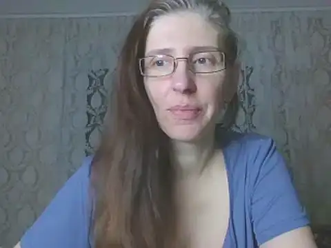 CandiCole online show from 11/30/25, 04:13