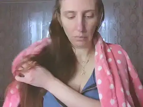 CandiCole online show from 02/09/26, 06:33