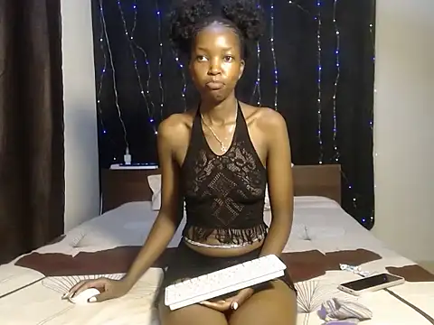 wild smile online show from 10/03/25, 12:58