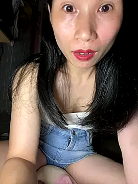 MinHiNi online show from 09/29/25, 07:15