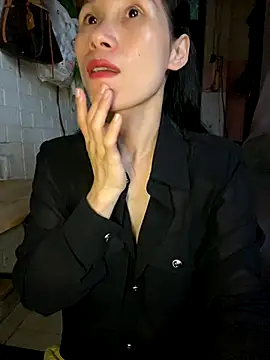 MinHiNi online show from 10/02/25, 01:20