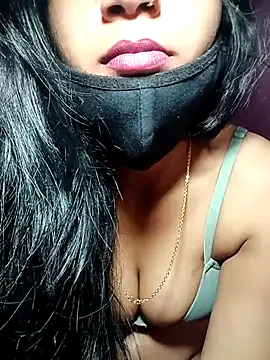 NEHA-DESHI999 online show from 12/17/25, 04:01