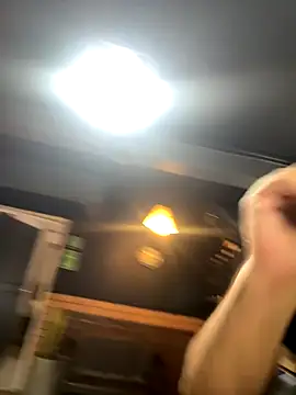 Snapshot of Yuber3 chatting on 10/01/25, 08:52 Yuber3 online show from 10/01/25, 08:52