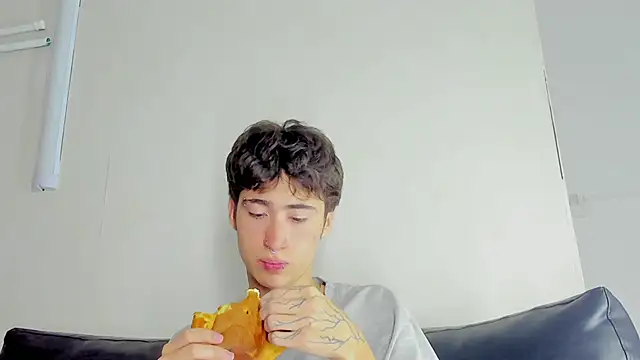  DantFox  online show from 09/16/25, 06:42