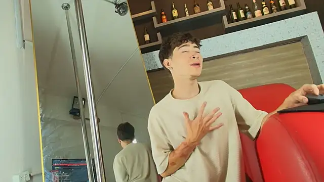  DantFox  online show from 10/02/25, 08:01