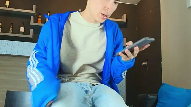  DantFox  online show from 09/25/25, 08:48