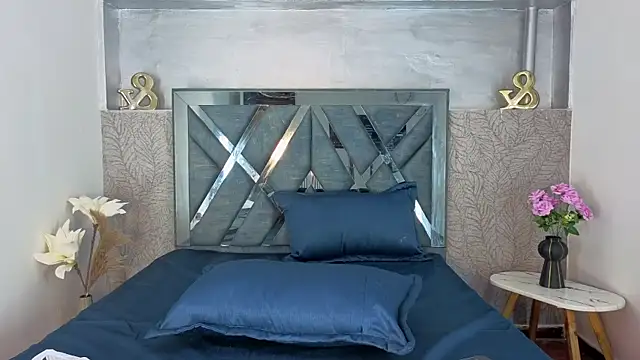  DantFox  online show from 12/02/25, 08:21