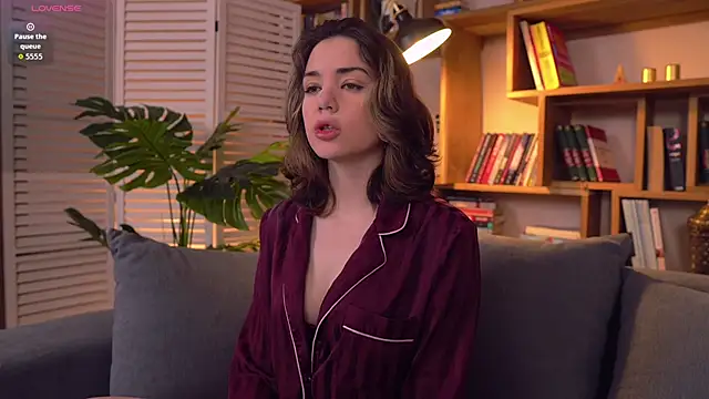 Sunny Teaze online show from 02/19/26, 07:16