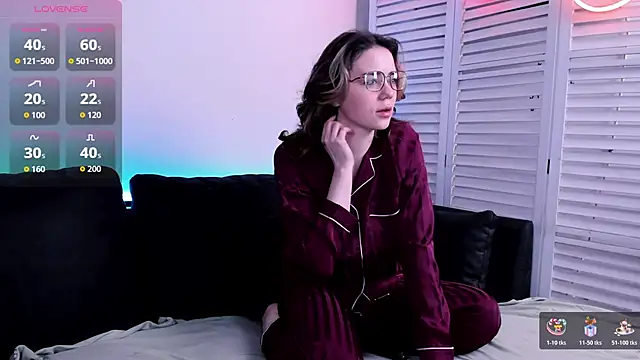 Sunny Teaze online show from 10/27/25, 07:20