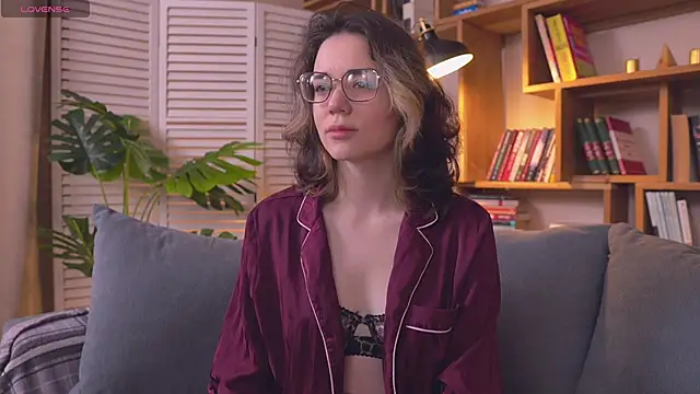 Sunny Teaze online show from 02/27/26, 07:19