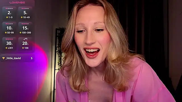 Snapshot of BiancaHelo chatting on 11/27/25, 09:37 BiancaHelo online show from 11/27/25, 09:37