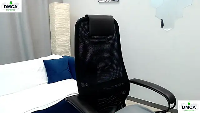 Pion 01 online show from 10/17/25, 08:17