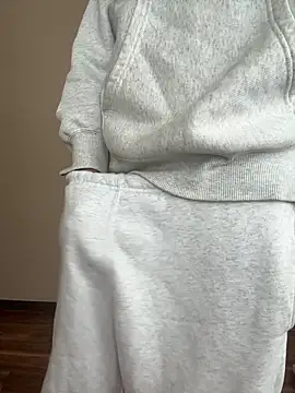 iikangi online show from 04/04/26, 01:34