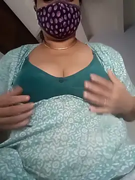 Tamil Sivani online show from 10/31/25, 02:41