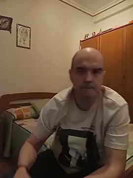 geli45 online show from 04/21/26, 04:57