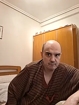 geli45 online show from 04/17/26, 10:12