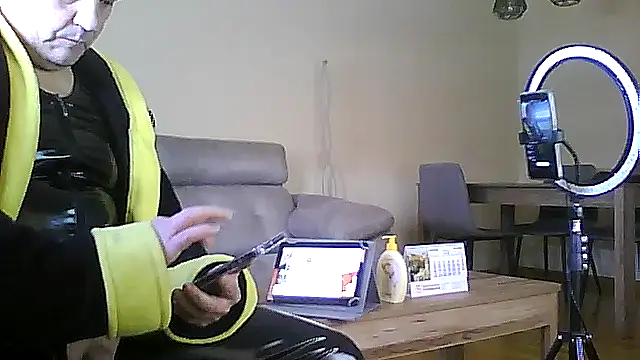 geli45 online show from 03/22/26, 04:08