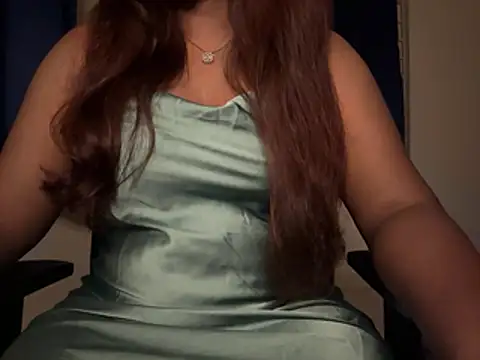 Snapshot of Niveda_21 chatting on 06/26/26, 08:58 Niveda 21 online show from 06/26/26, 08:58