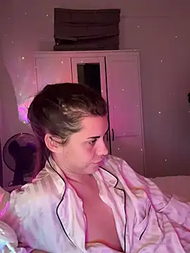 AlitaNova online show from 10/07/25, 11:06