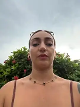 Ninabigtitied online show from 02/15/26, 09:14