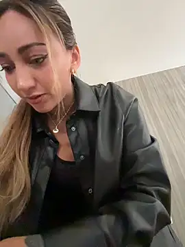 Ninabigtitied online show from 03/08/26, 04:43