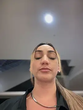 Ninabigtitied online show from 02/27/26, 11:59