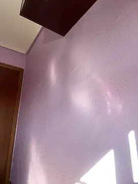 Ninabigtitied online show from 10/10/25, 09:43