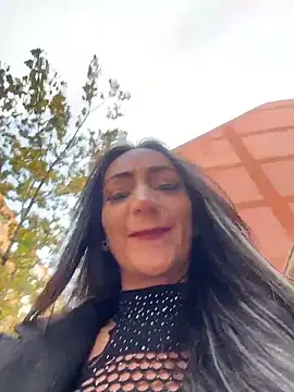 Ninabigtitied online show from 11/04/25, 02:10