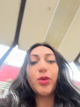 Ninabigtitied online show from 11/08/25, 09:35