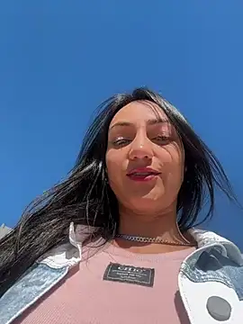 Ninabigtitied online show from 10/06/25, 12:50