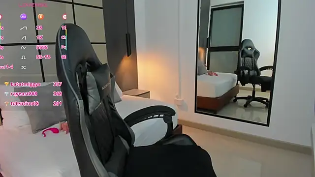 dana daree online show from 11/15/25, 08:18