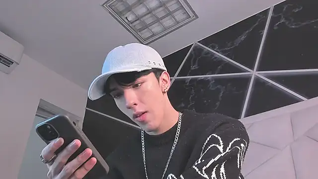 AerumChae online show from 04/11/26, 12:09