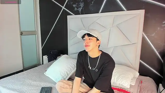 AerumChae online show from 04/05/26, 07:09