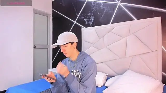 AerumChae online show from 04/10/26, 12:12