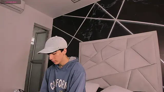 AerumChae online show from 05/09/26, 12:19