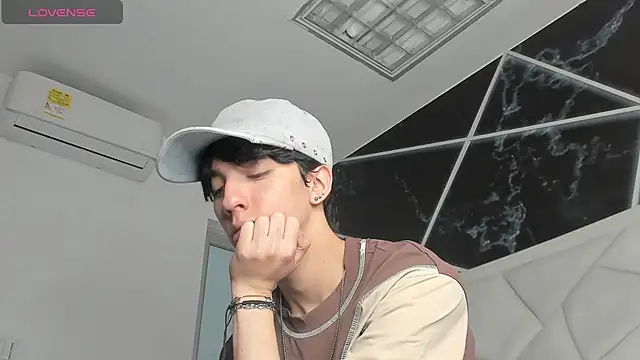 Snapshot of AerumChae chatting on 07/04/26, 01:04 AerumChae online show from 07/04/26, 01:04