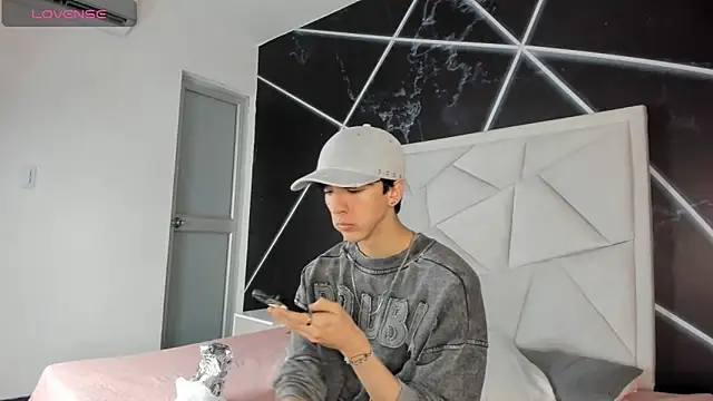 AerumChae online show from 05/19/26, 12:01